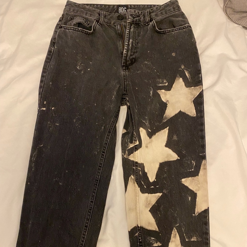 BDG Mom Bleached Jeans Size 26
